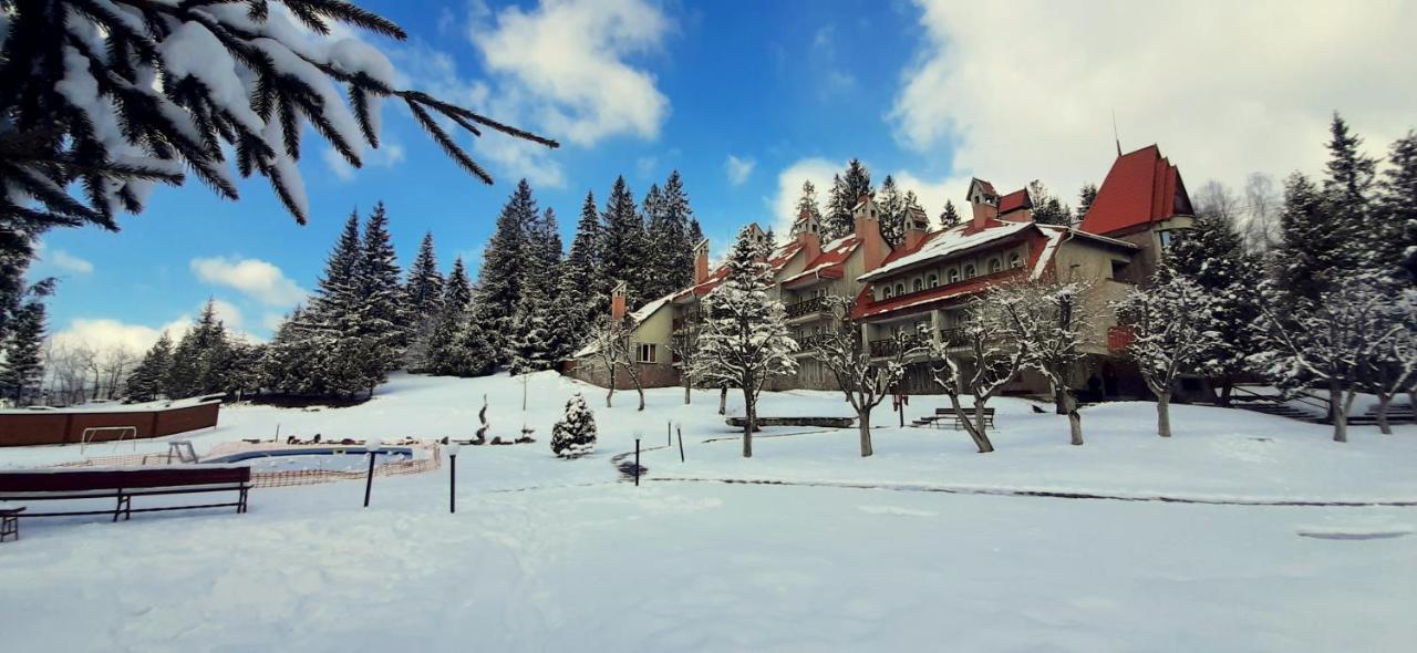 Hotel Perlyna Karpat Slawske Exterior foto