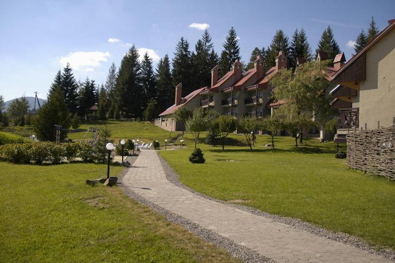 Hotel Perlyna Karpat Slawske Exterior foto