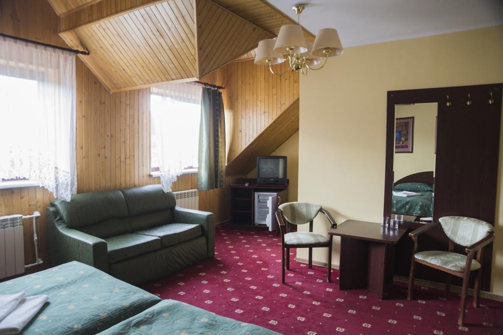 Hotel Perlyna Karpat Slawske Exterior foto