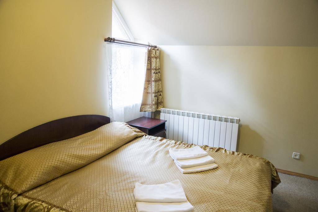 Hotel Perlyna Karpat Slawske Exterior foto