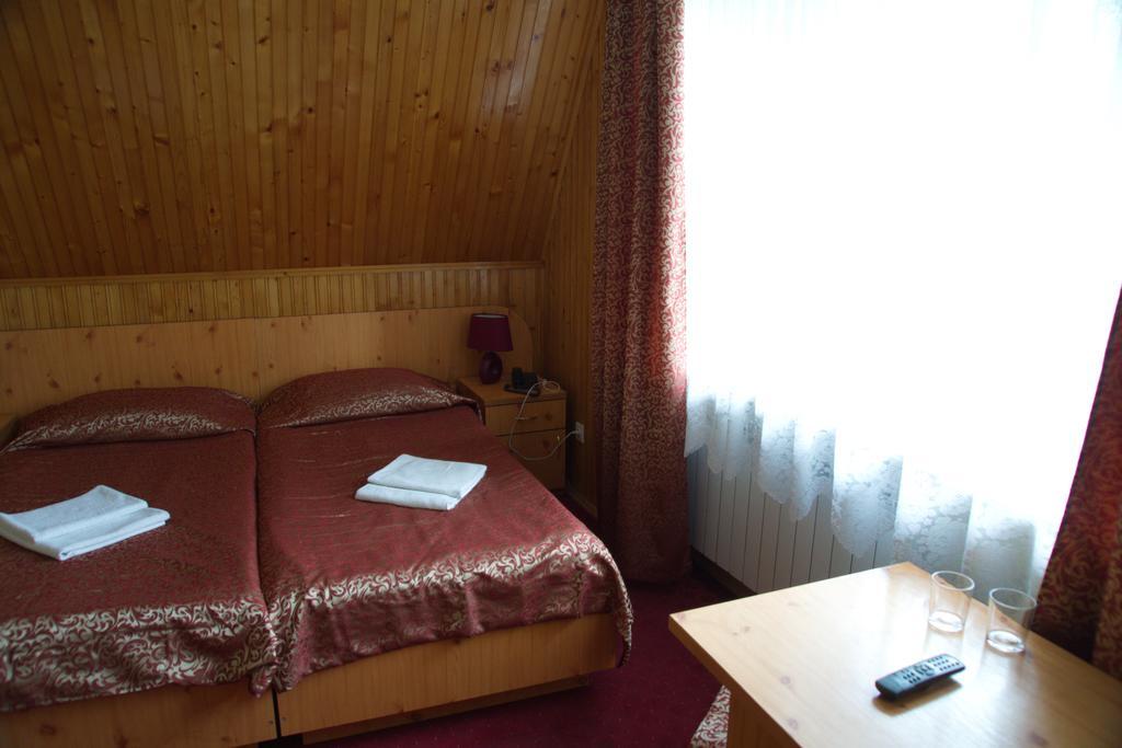Hotel Perlyna Karpat Slawske Exterior foto